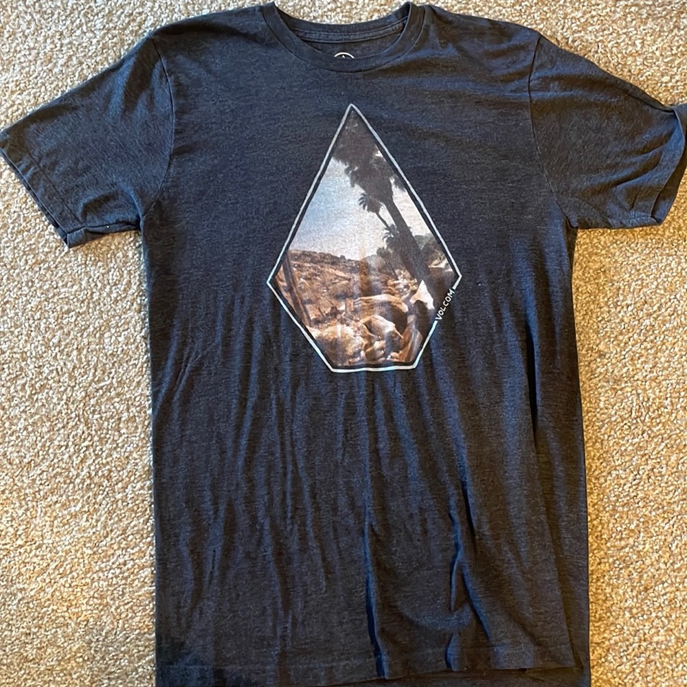 Volcom tee